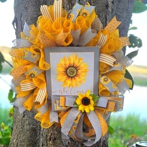Sunflower Welcome Wreath